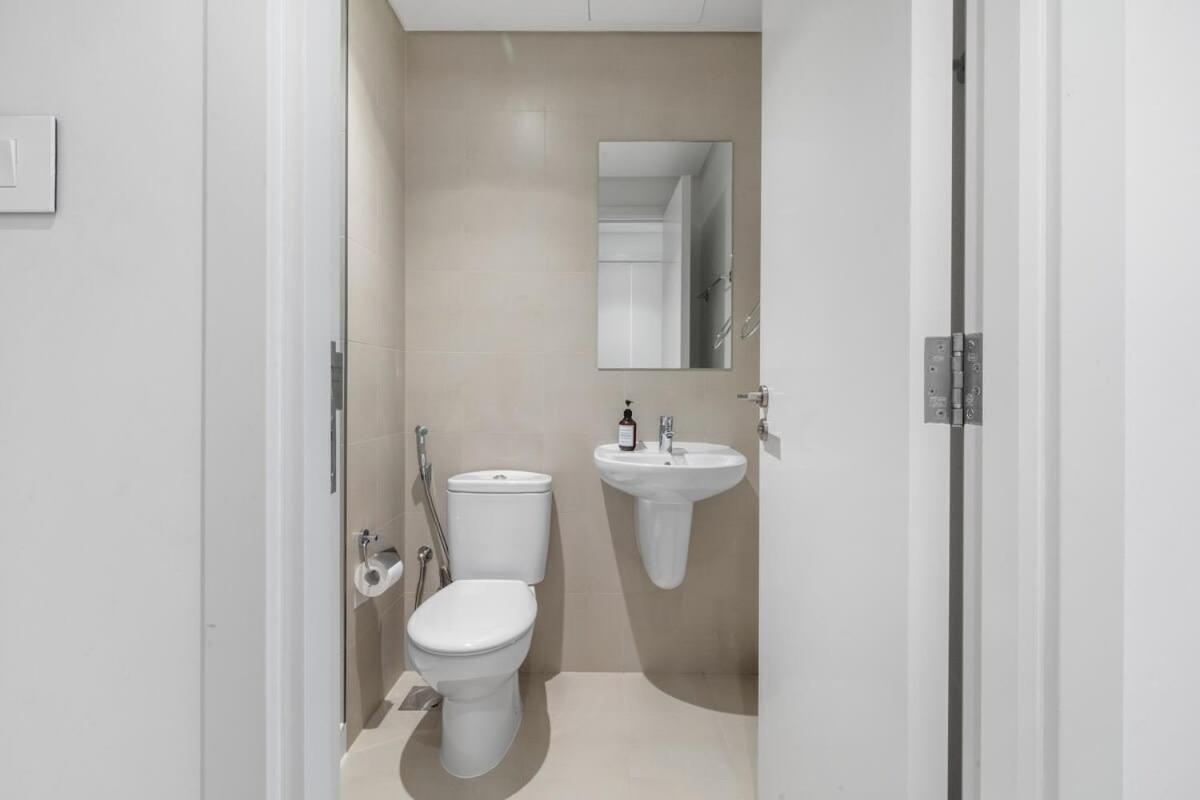 Apartment New Stunning 4 Bedroom Burj Khalifa View