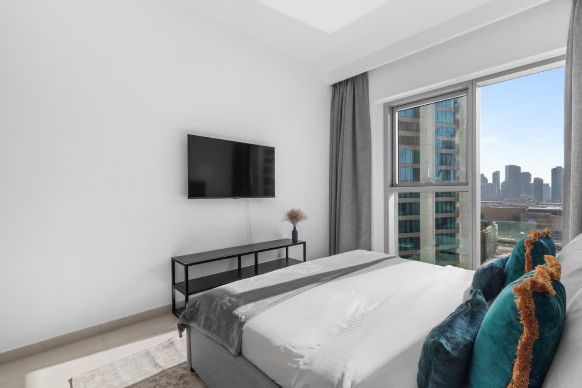 Apartment New Stunning 4 Bedroom Burj Khalifa View Dubai