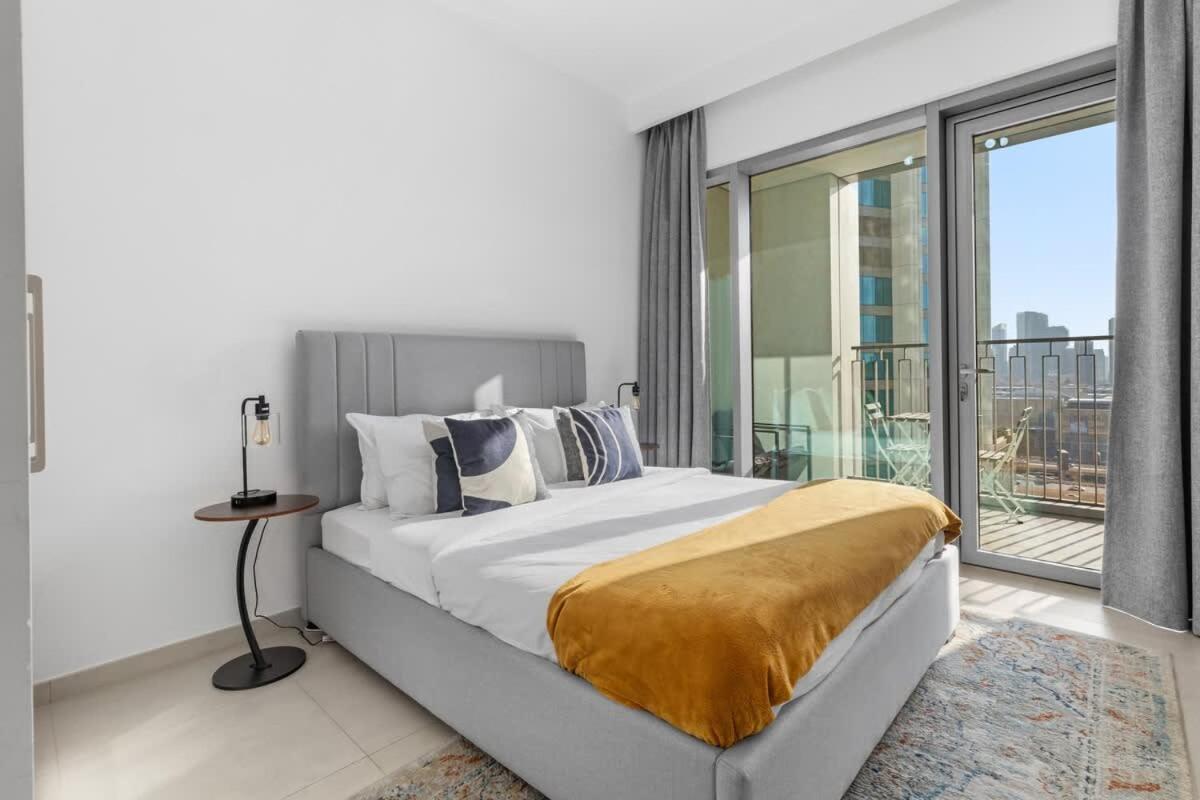 Apartment New Stunning 4 Bedroom Burj Khalifa View