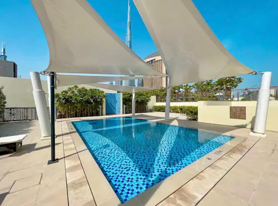 Apartment New Stunning 4 Bedroom Burj Khalifa View