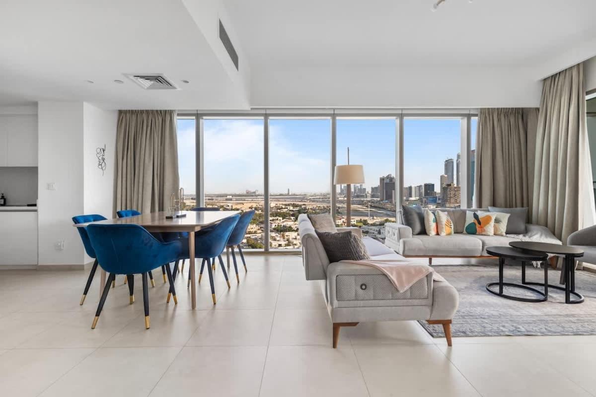 New Stunning 4 Bedroom Burj Khalifa View Dubai