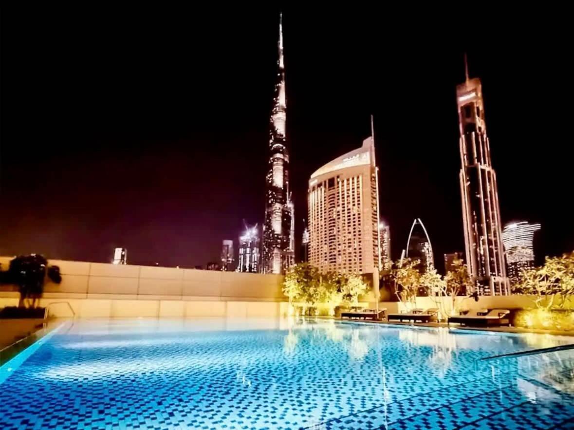 New Stunning 4 Bedroom Burj Khalifa View * Dubai